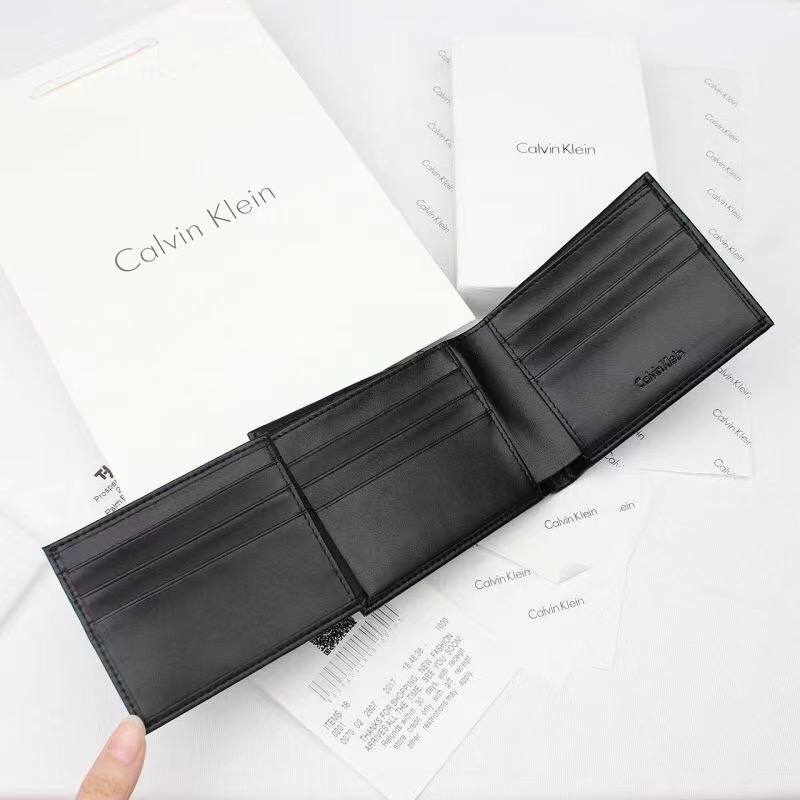 Calvin Klein Set ( Wallet & Medal )