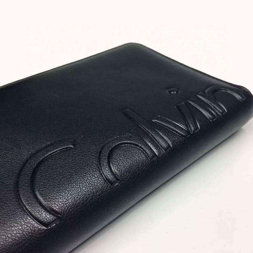 Calvin Klein Long Zip Wallet