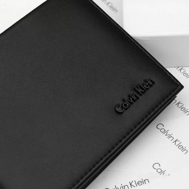 Calvin Klein Set ( Wallet & Medal )