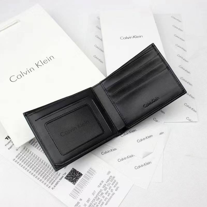 Calvin Klein Set ( Wallet & Medal )